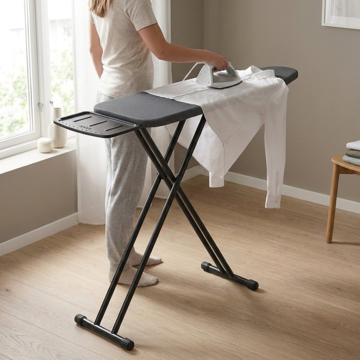 Strijkplank Smal - Verstelbaar - 109x33 cm - Ascend Slim - Zwart